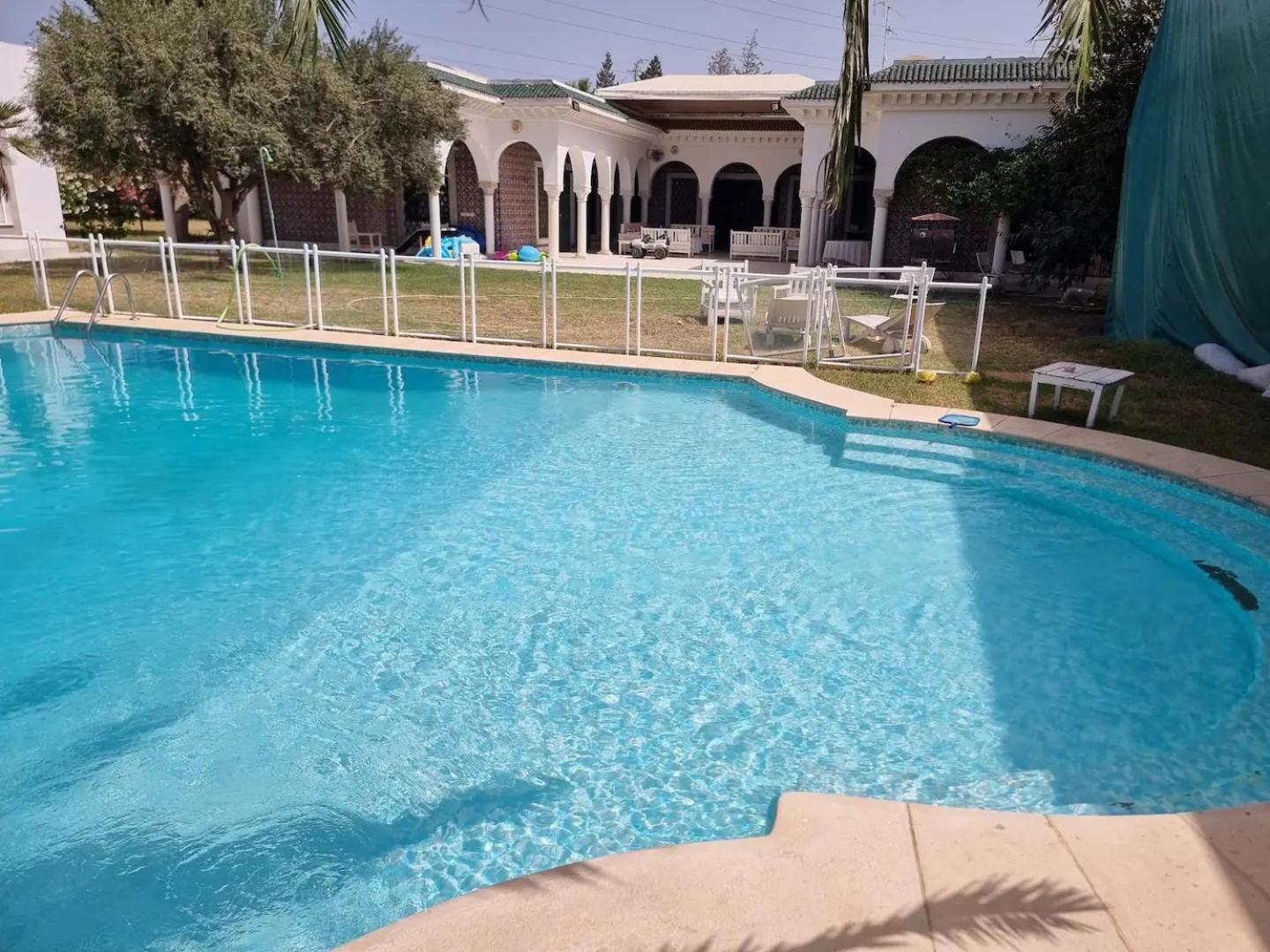 Appartement Prive Dans Une Grande Maison D'Hote La Marsa Exterior foto